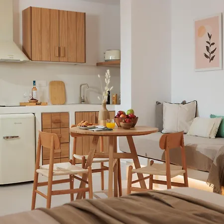 Due Venti Downtown Naxos Junior *